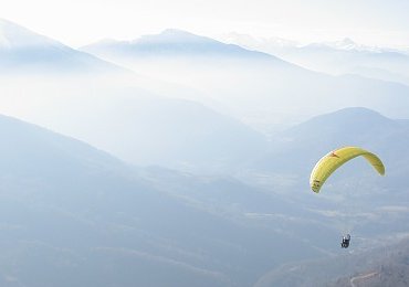 paragliding in Luchon